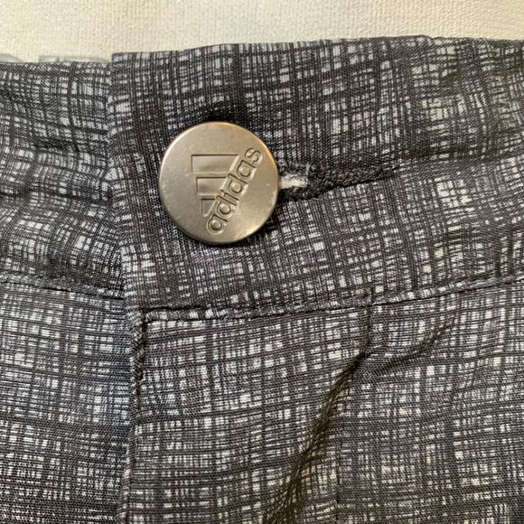 Adidas Shorts Mens 36 Grey Lightweight Flex Waistband Performance Golf Chino - Picture 4 of 13